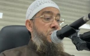 Mahjoub Mahjoubi imam deported from France Tunisia