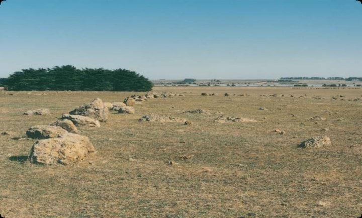 Kooyang Stone Arrangement